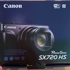SX720 HS camera